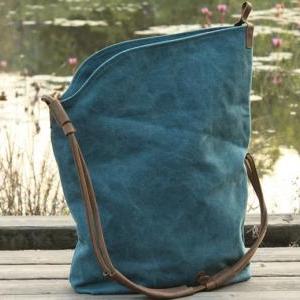 Gift - Blue Canvas Messenger Bag / ..