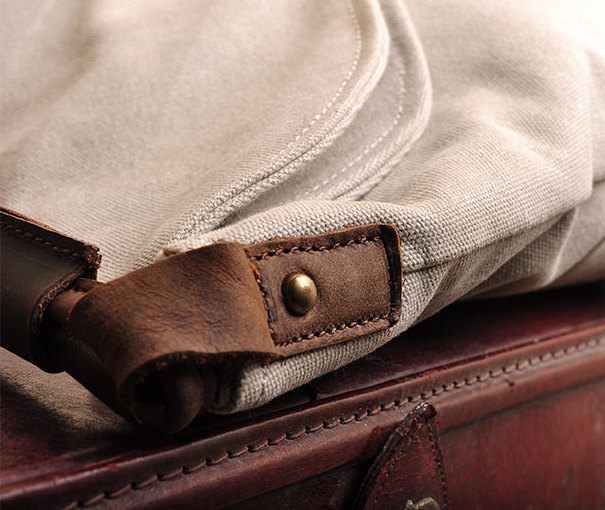 White Canvas Messenger Bag,canvas Leisure Bags ,canvas School Bag on Luulla
